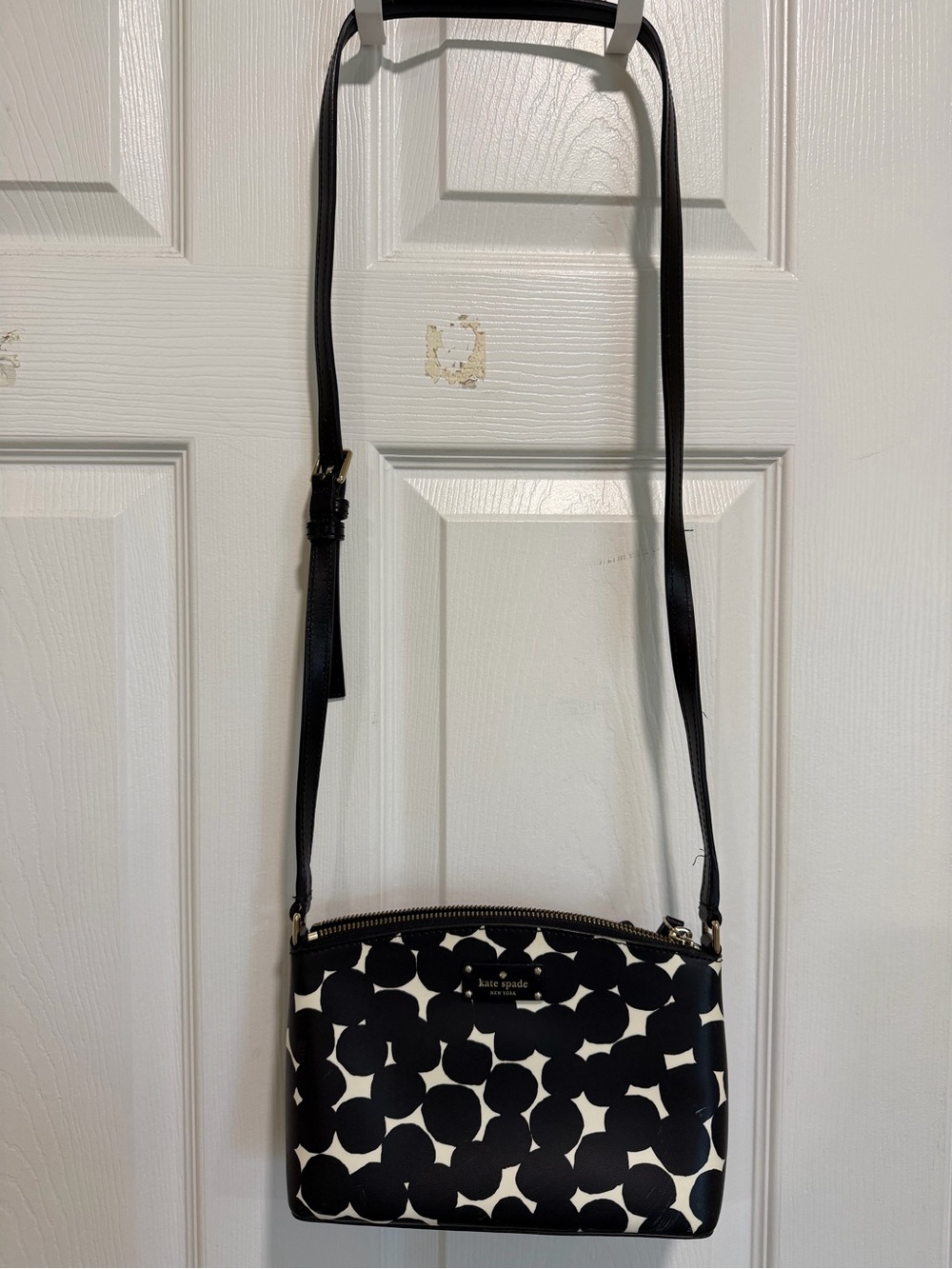 NWOT kate spade Black and White Dot Crossbody Bag - Picture 4 of 4